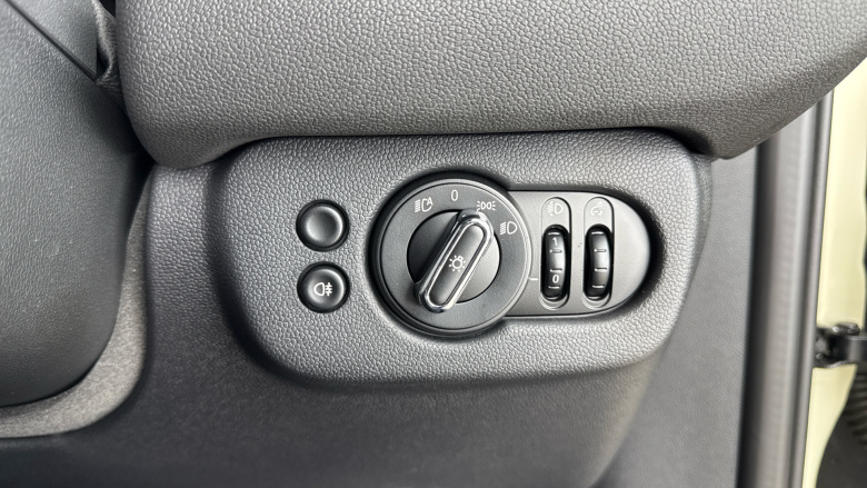 MINI Clubman 2.0 John Cooper Works ALL4 6dr Auto Petrol Estate